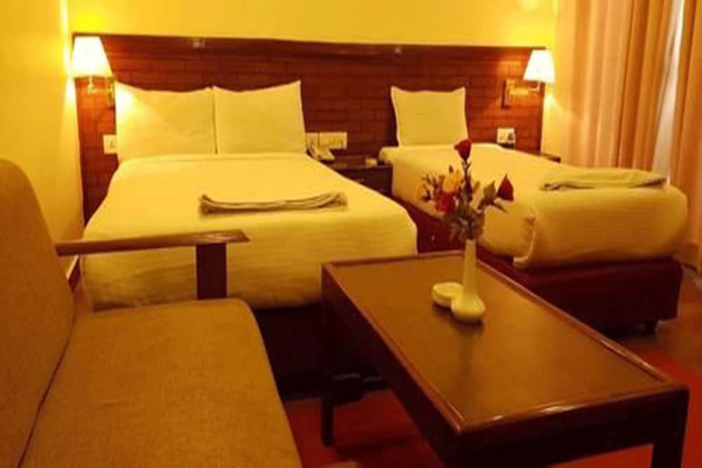 Deluxe Room, City View photo 2