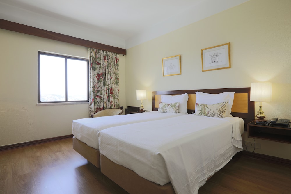 Available room