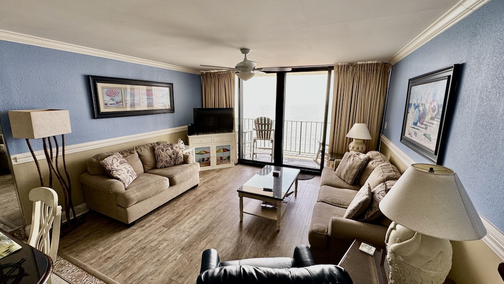 Condo, 3 Bedrooms photo 1