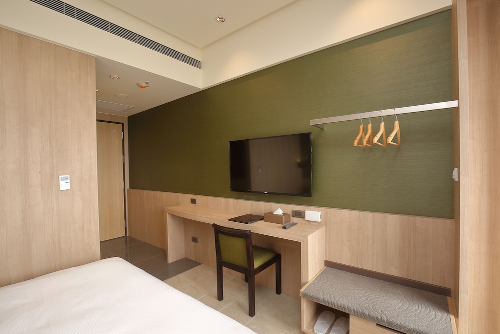 Green Double Room (Disposable items are not provided) photo 3