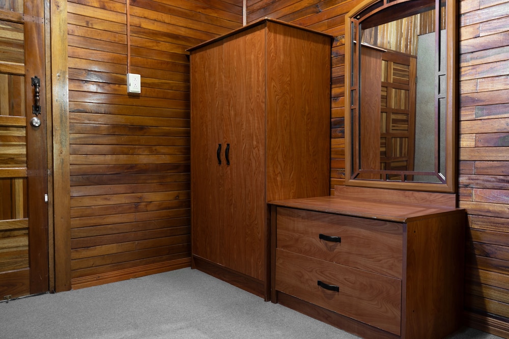 Family Quadruple Room photo 2