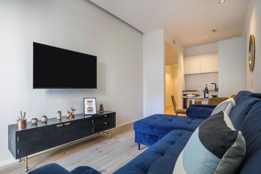 Luxury Apartment, 2 Bedrooms, 2 Bathrooms