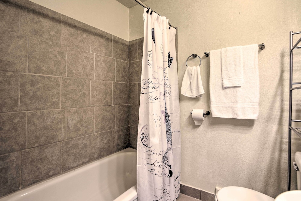 House (2 Bedrooms) photo 2