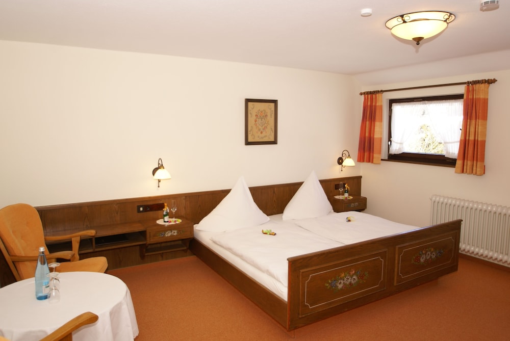 Classic Double Room photo 1