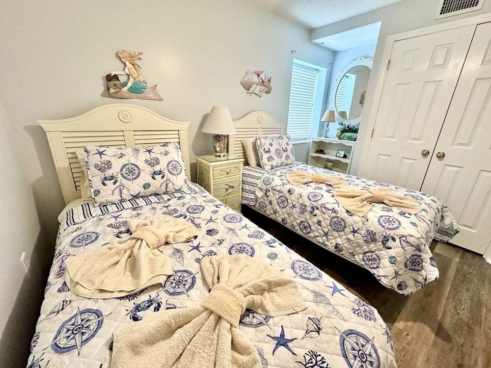 Condo, 4 Bedrooms