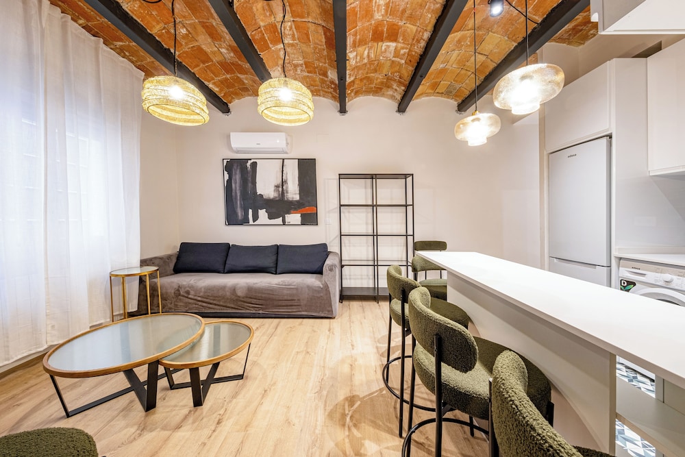 Family Apartment photo 2