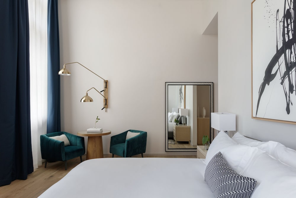 Suite, 1 King Bed, Accessible (Historic Pythias) photo 1