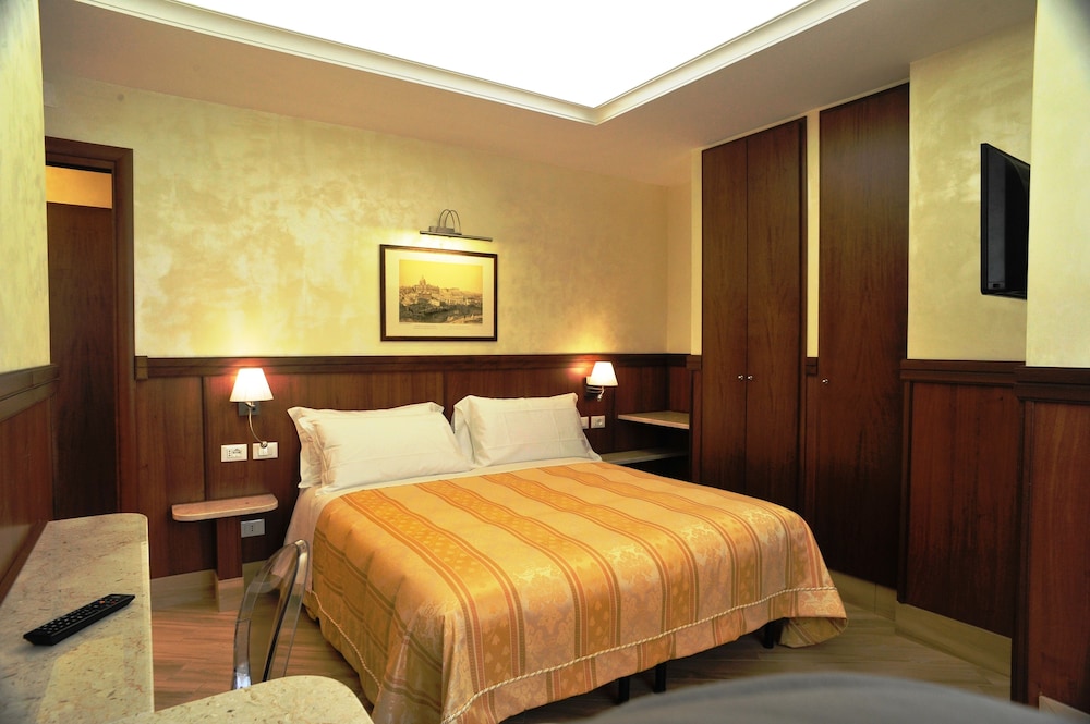 Double Room photo 2