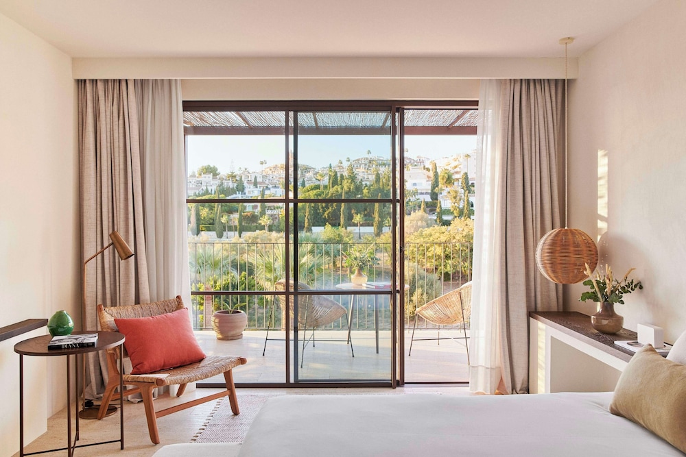 Vista al Jardín del Rey con Terraza at La Zambra Resort Mijas – Marbella The Unbound Collection By Hyatt Vista al Jardín del Rey con Terraza at La Zambra Resort Mijas – Marbella The Unbound Collection By Hyatt