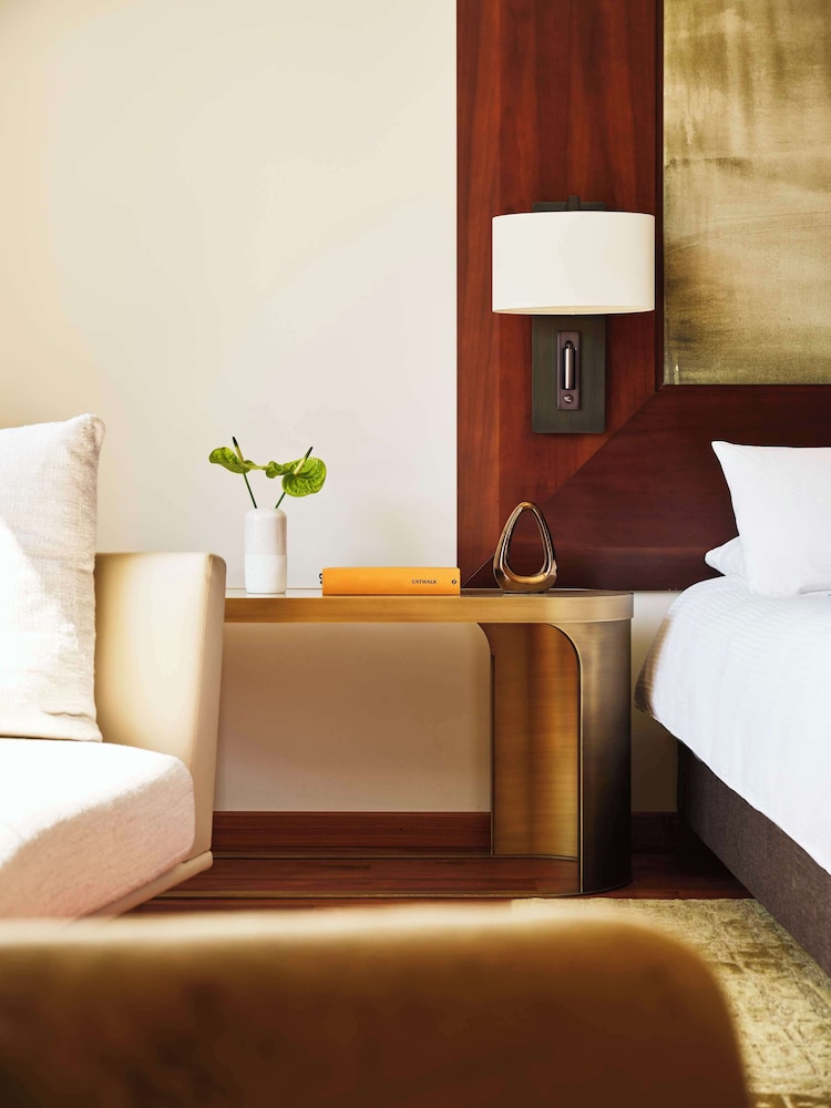 Room, 1 King Bed (High Floor) - Photo 11