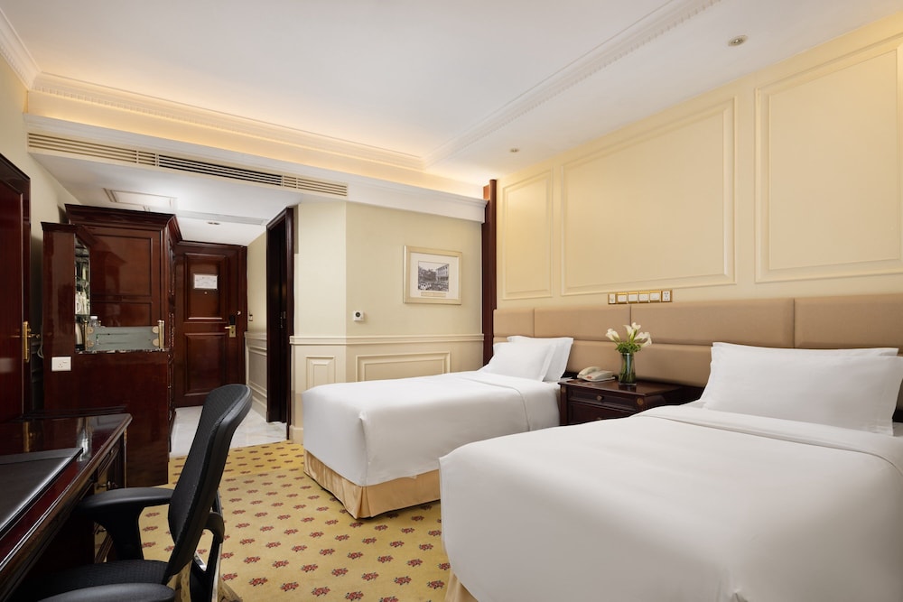 Standard Room, 2 Twin Beds - Photo 1