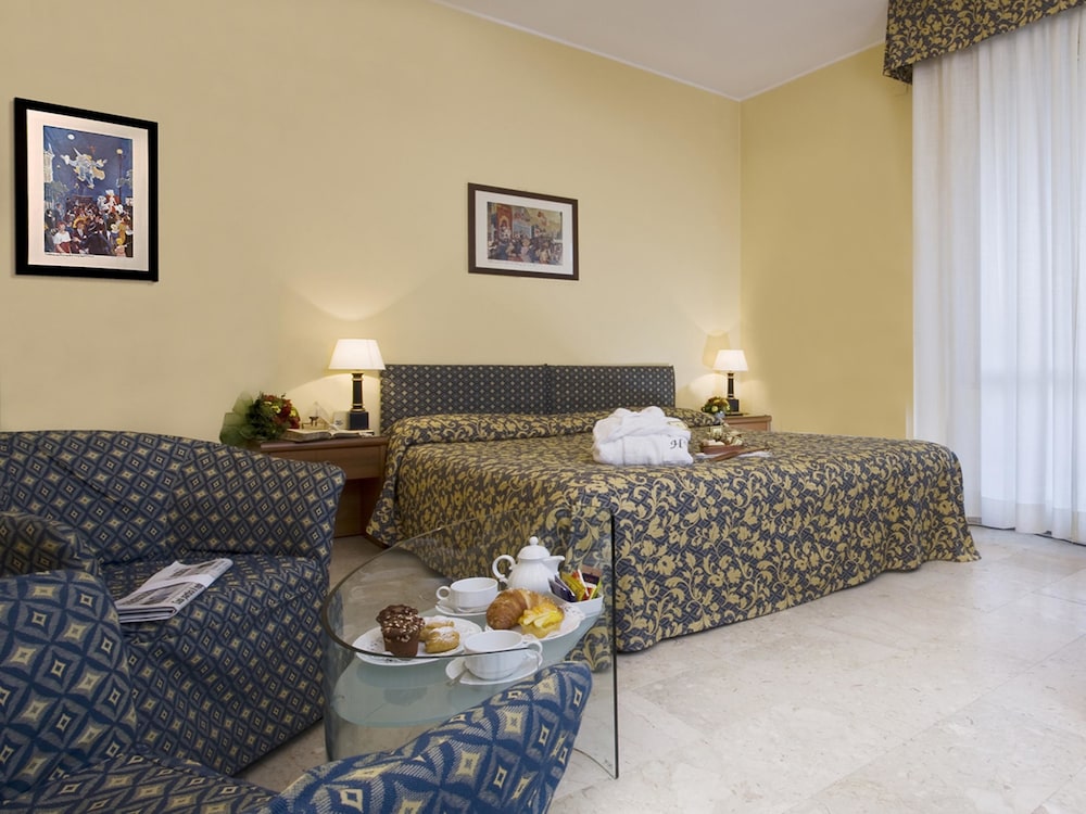 Standard Quadruple Room - Photo 1