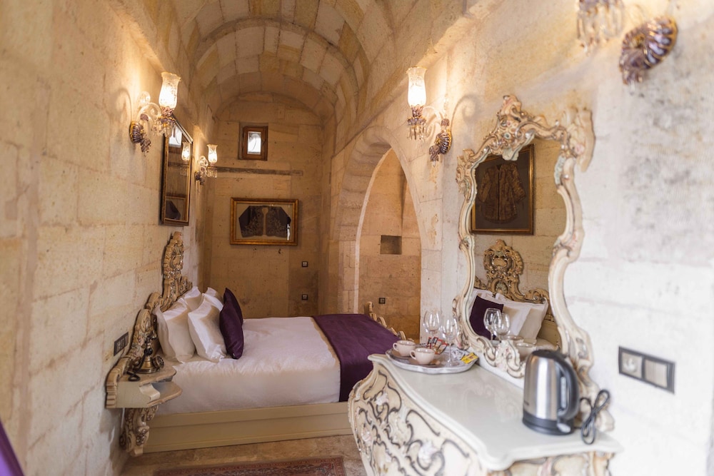 Jakuzili Suite - Photo 6