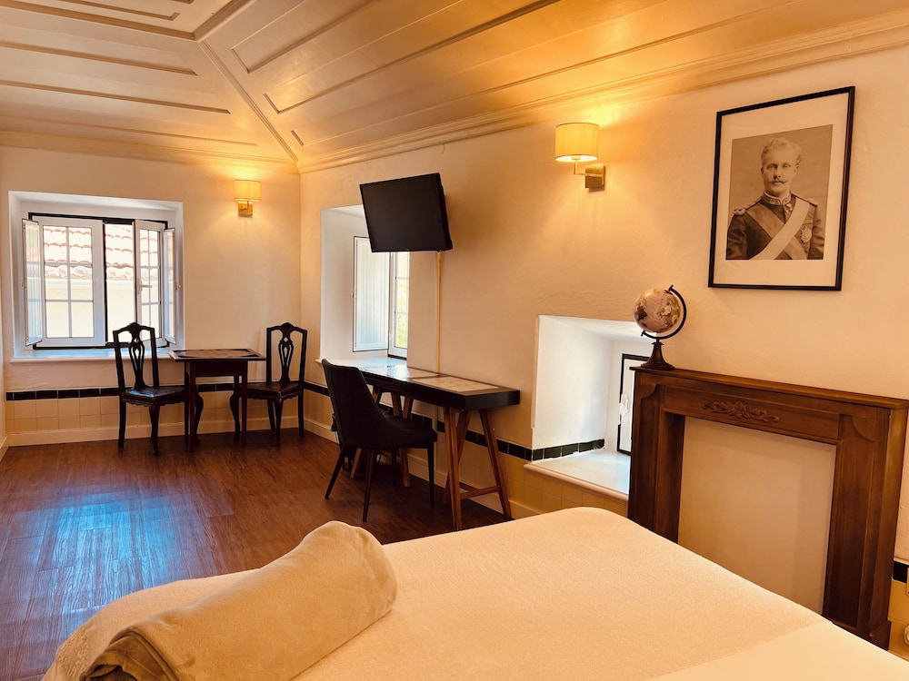 Suite - Photo 3