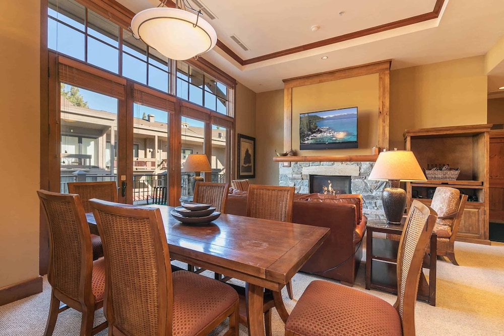 2 Bedroom - Iron Horse Lodge North 107