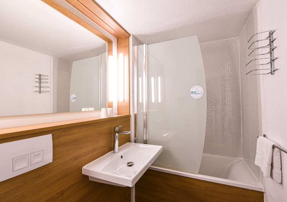 Standard Room, 1 Double Bed (Next Generation) - Photo 5