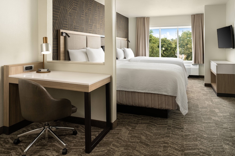 Suite, Multiple Beds - Photo 1