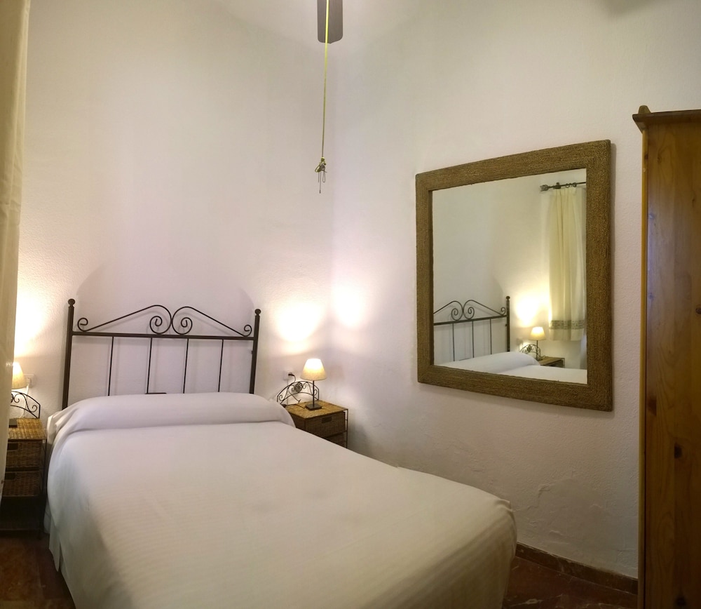 Habitación Doble Económica, Baño Compartido