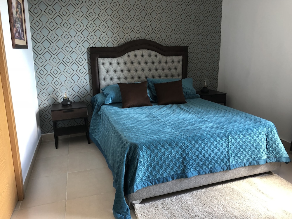 Family Apartment, 3 Bedrooms, Balcony, River View photo 1