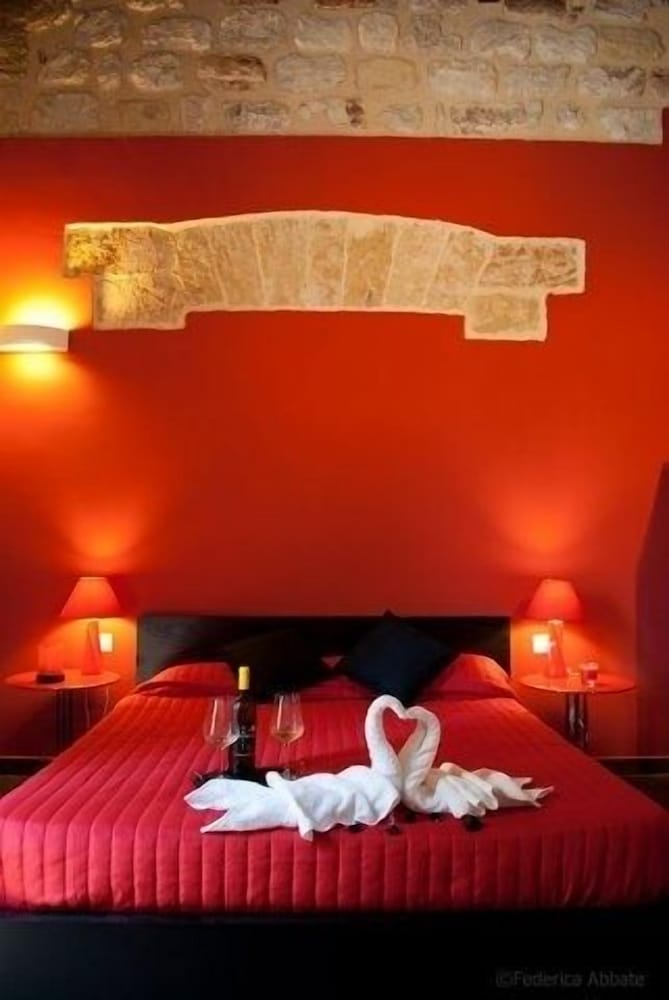 Luxury Double Room, 1 Double Bed, Jetted Tub, City View photo 1