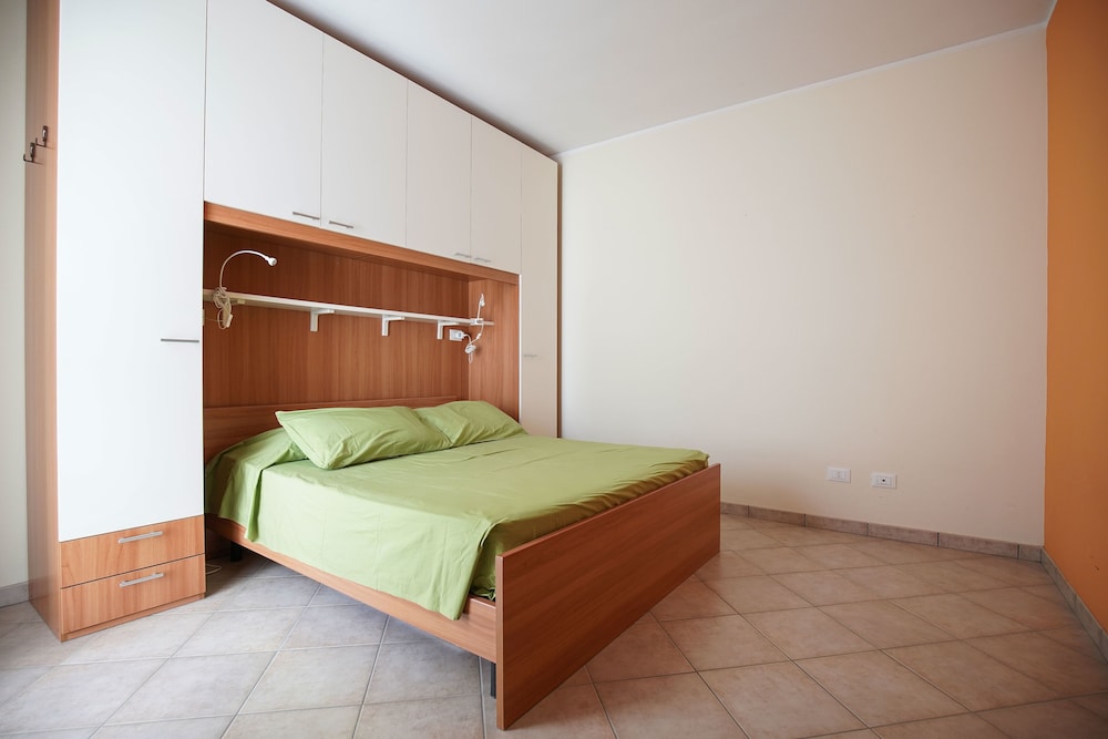 Apartment, 2 Bedrooms, Sea View photo 1