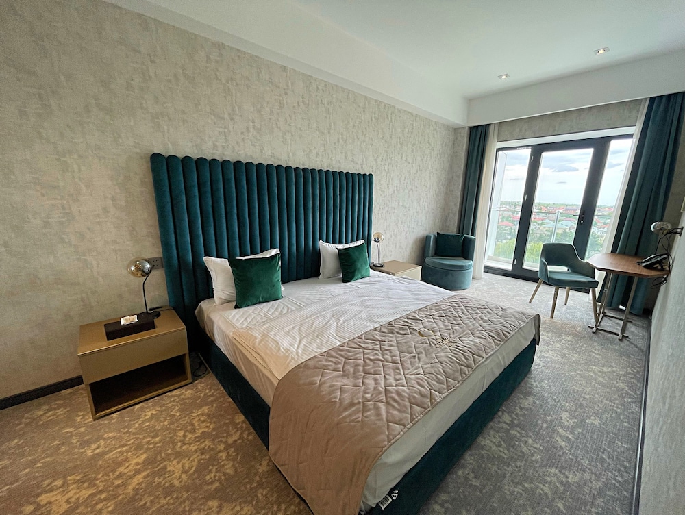 Executive Suite photo 3