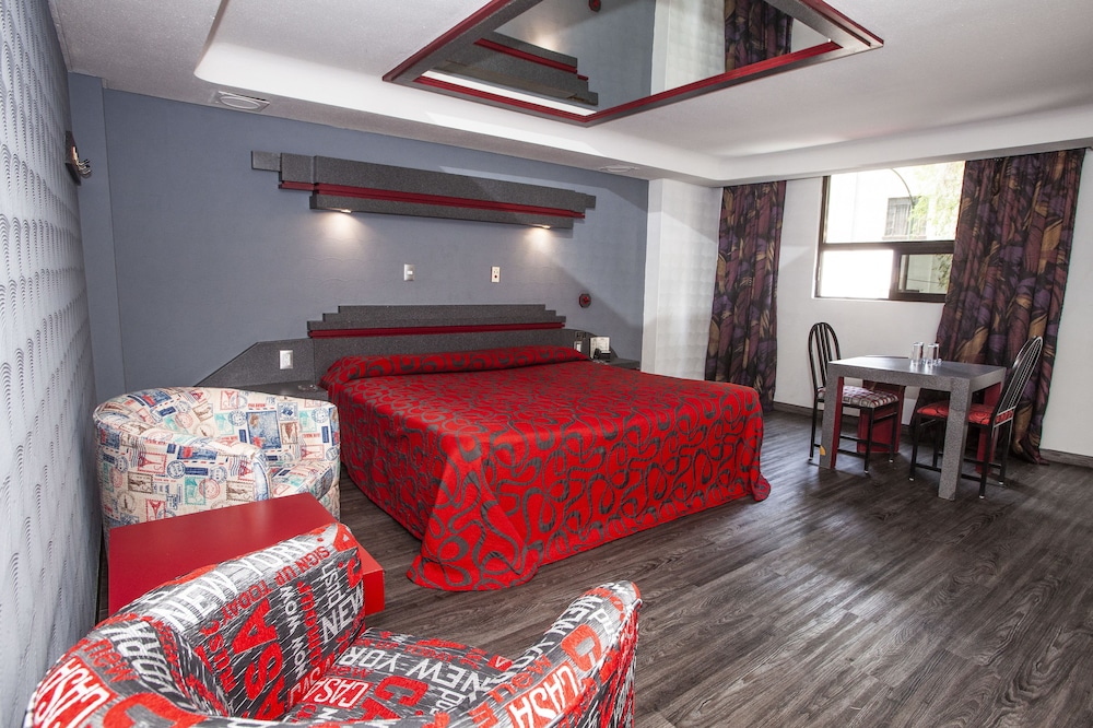 Comfort Room, 1 King Bed, Non Smoking