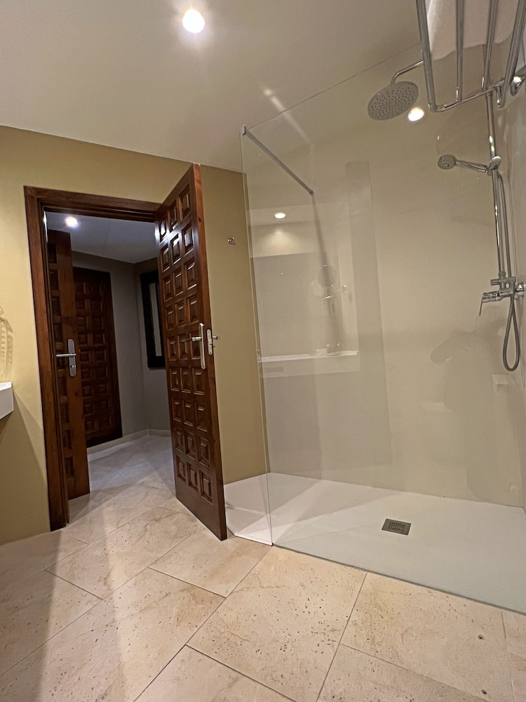 Standard Room, Terrace - Photo 4