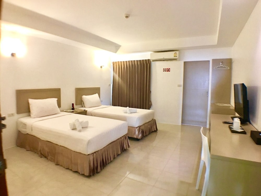 Standard Twin Room photo 3