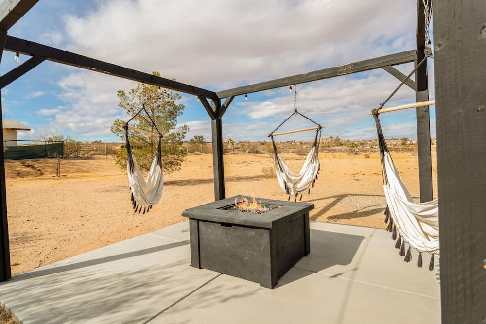 J-tree Bungalow With Large Hot Tub Views Patio, Φωτογραφία 41