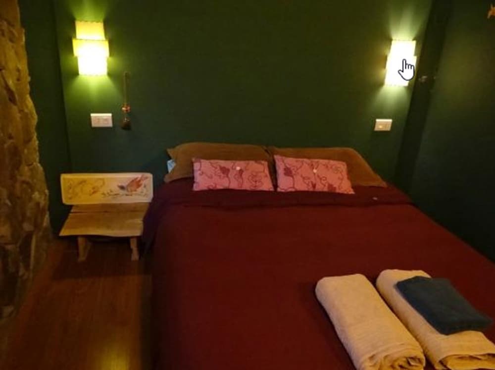 Double Room, 1 Double Bed, Private Bathroom photo 2