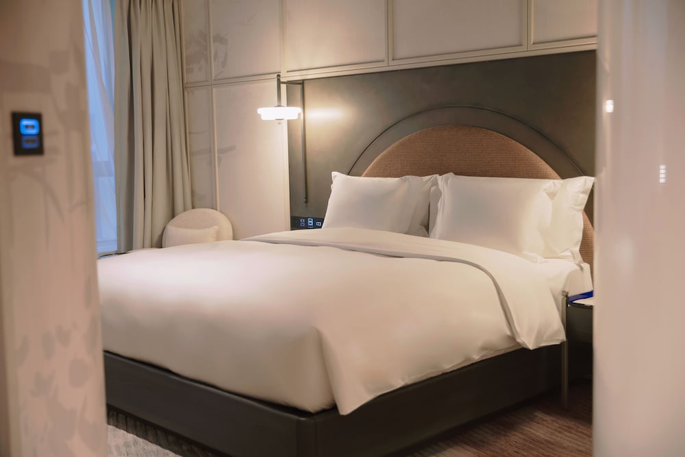Suite, 1 Bedroom photo 3