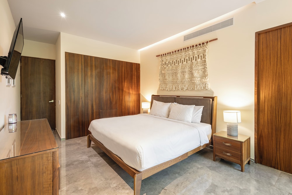 Signature Apartment