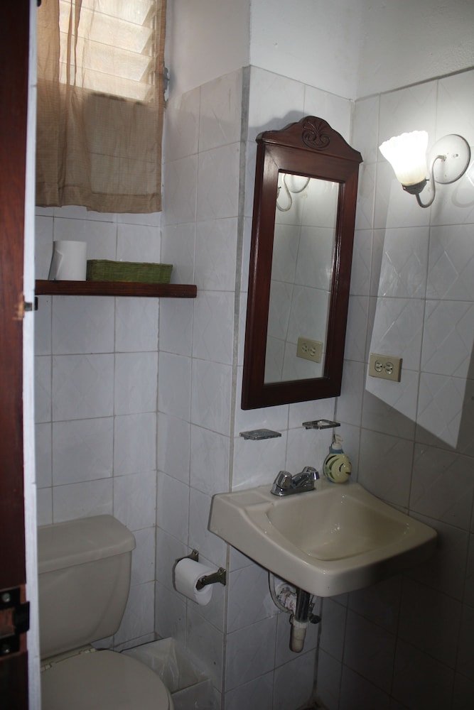 Basic Room, Multiple Beds (Room 2/3) photo 3