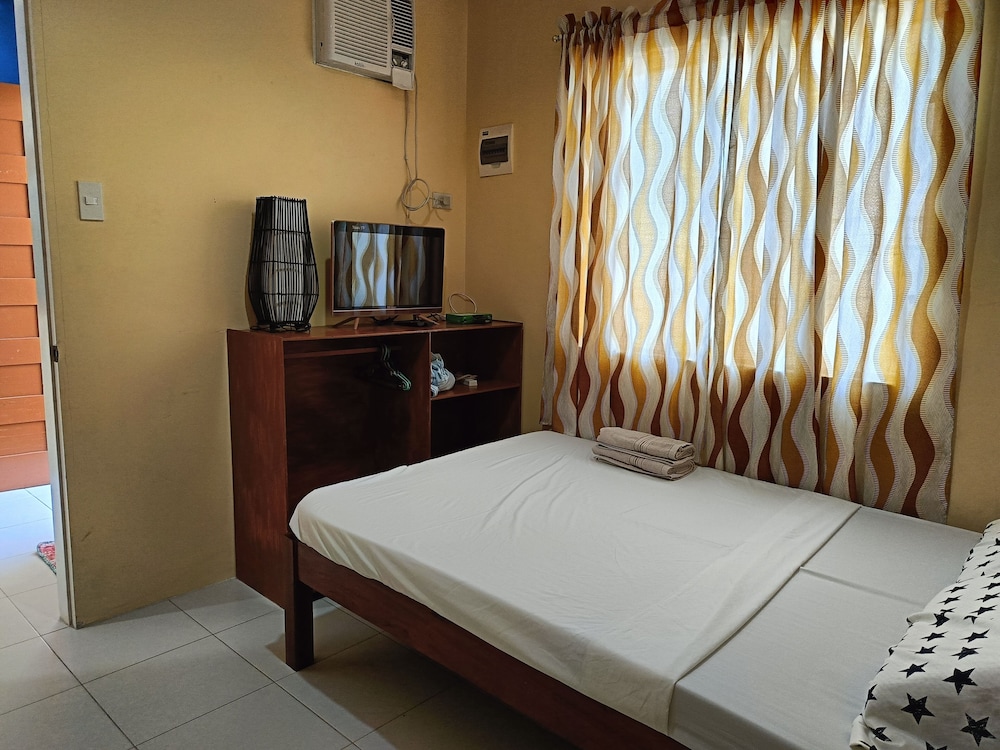 Deluxe Room - Photo 7
