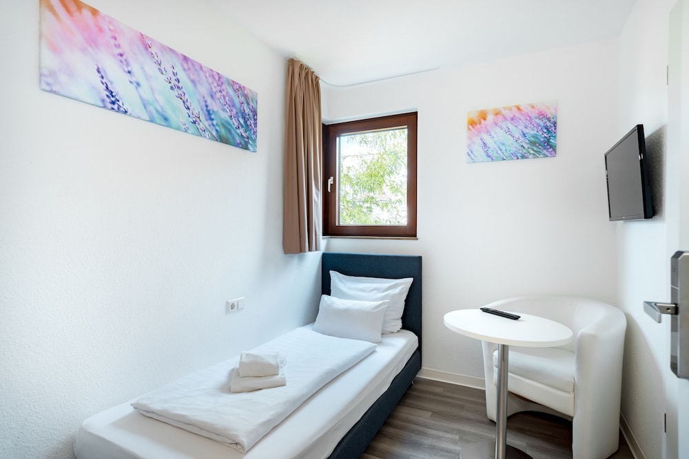Hotel Garni am Olgaeck Stuttgart - Photo 12