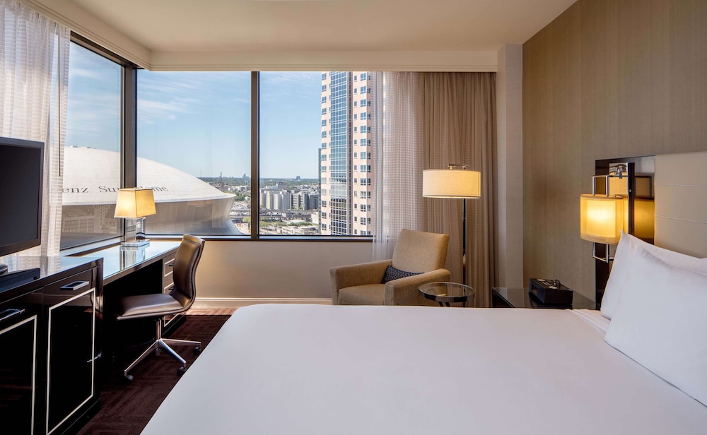 Room, 1 King Bed, City View - Photo 3