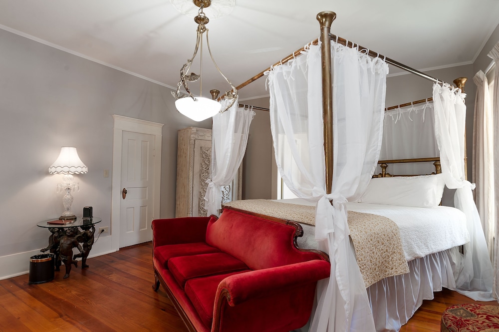 Grand Room photo 1