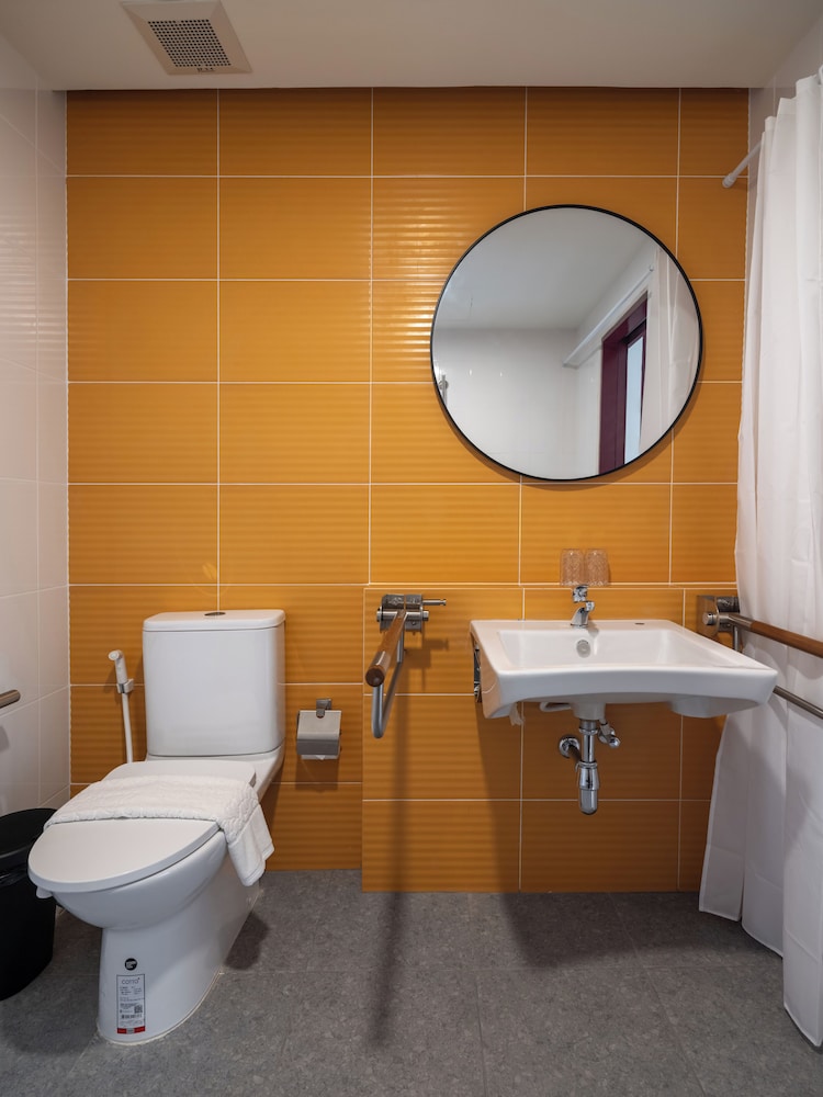 Executive Apartment, 4 Bedrooms, City View photo 3