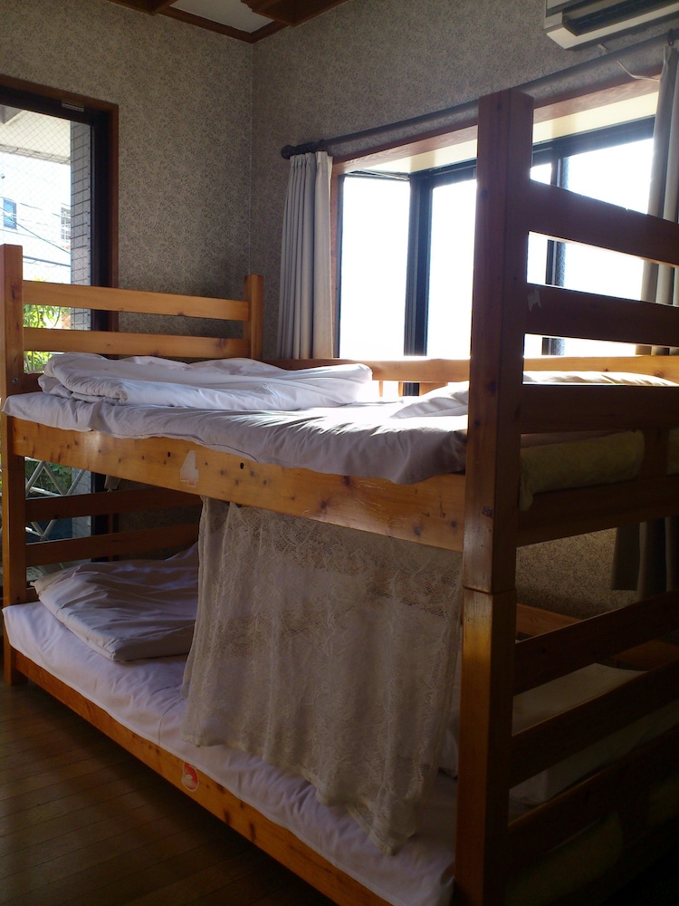 Economy Room, Multiple Bedrooms, Non Smoking photo 2
