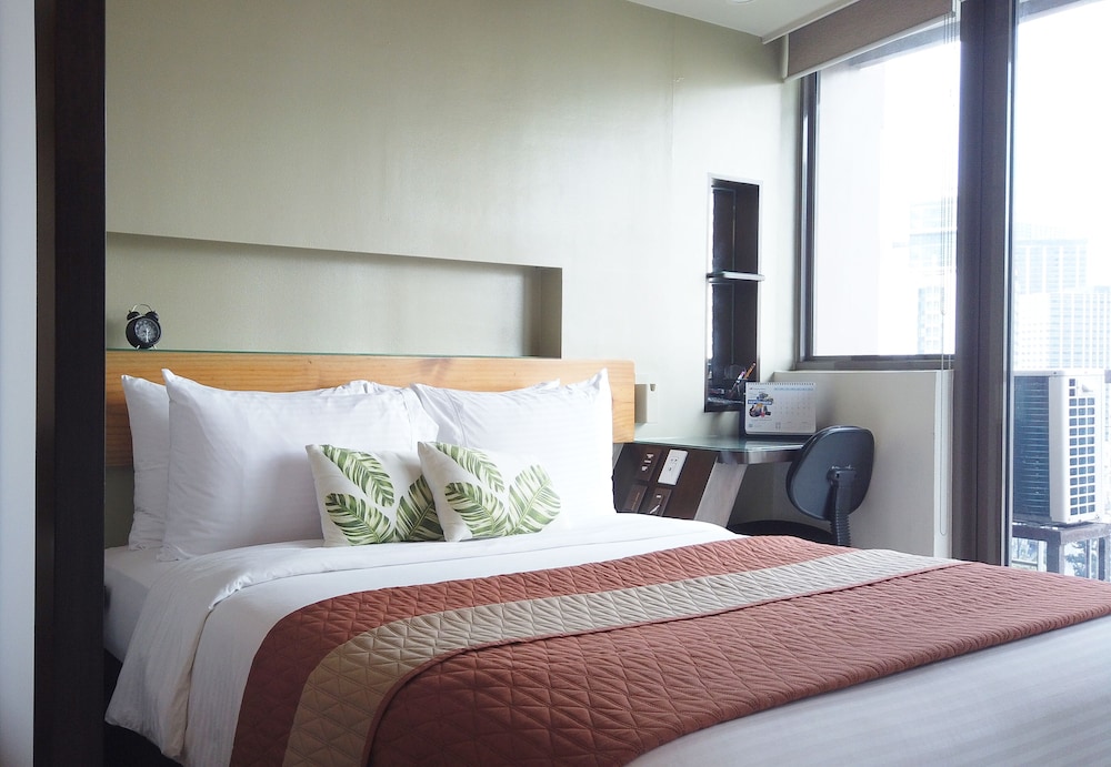 Executive Queen Room
