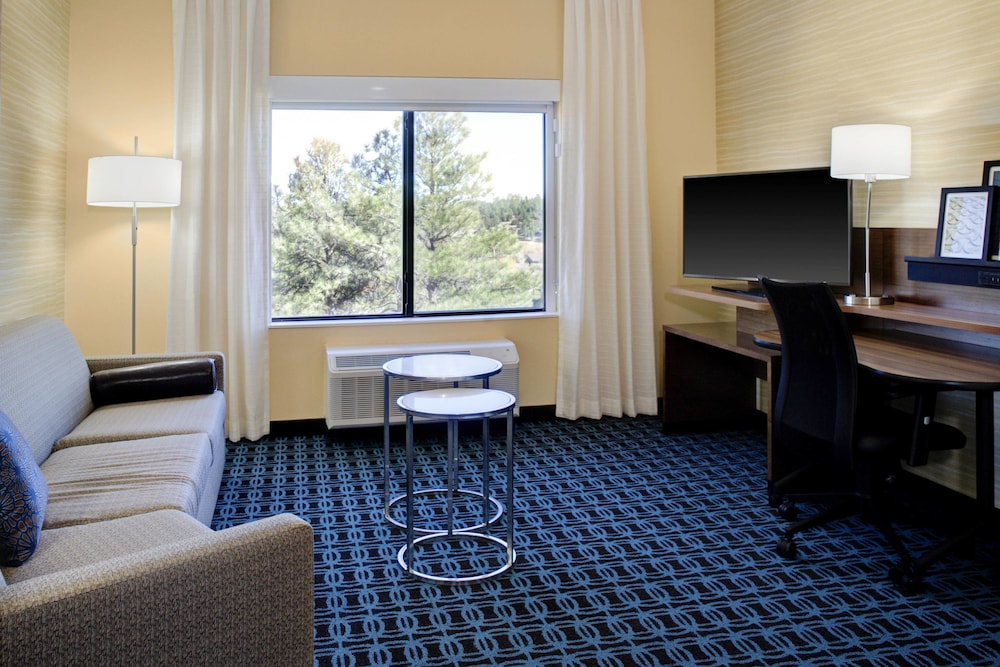 Suite, Multiple Beds