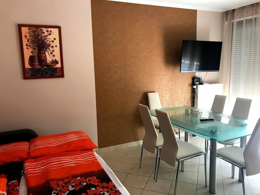 Standard Apartment, 1 Bedroom, Balcony photo 2