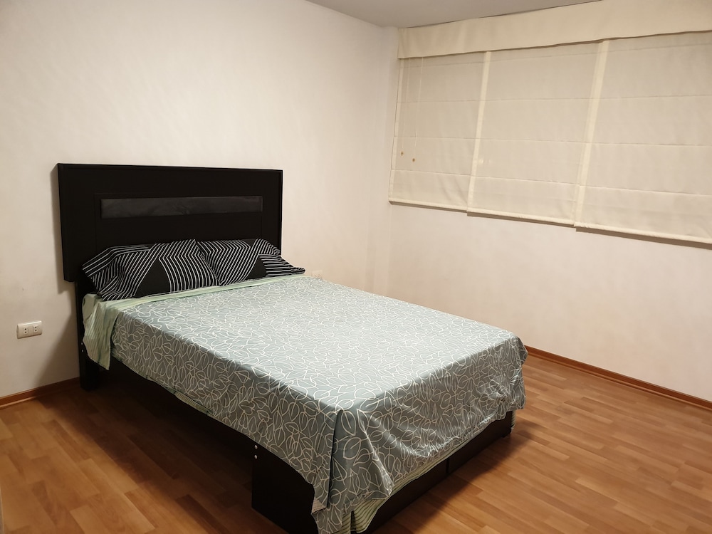 Single Use photo 1