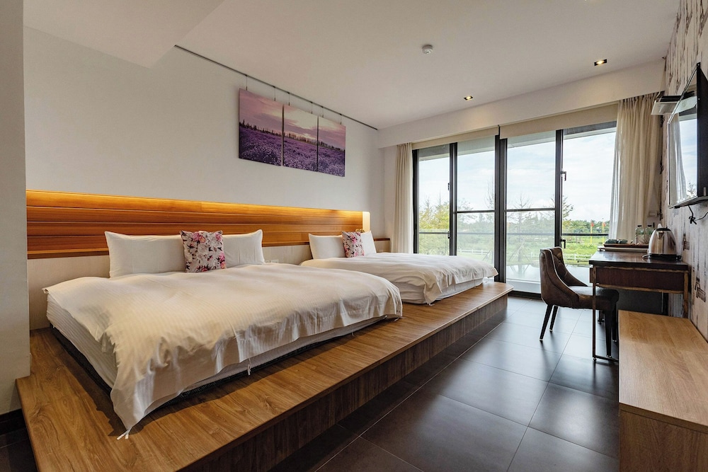 Gallery House photo 3