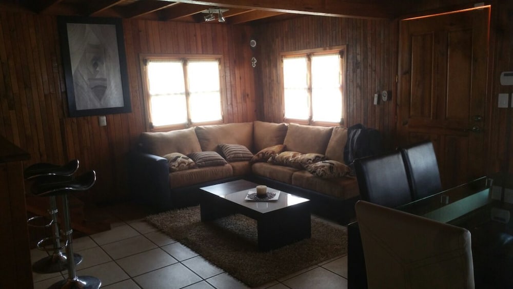 House, 1 Bedroom photo 1
