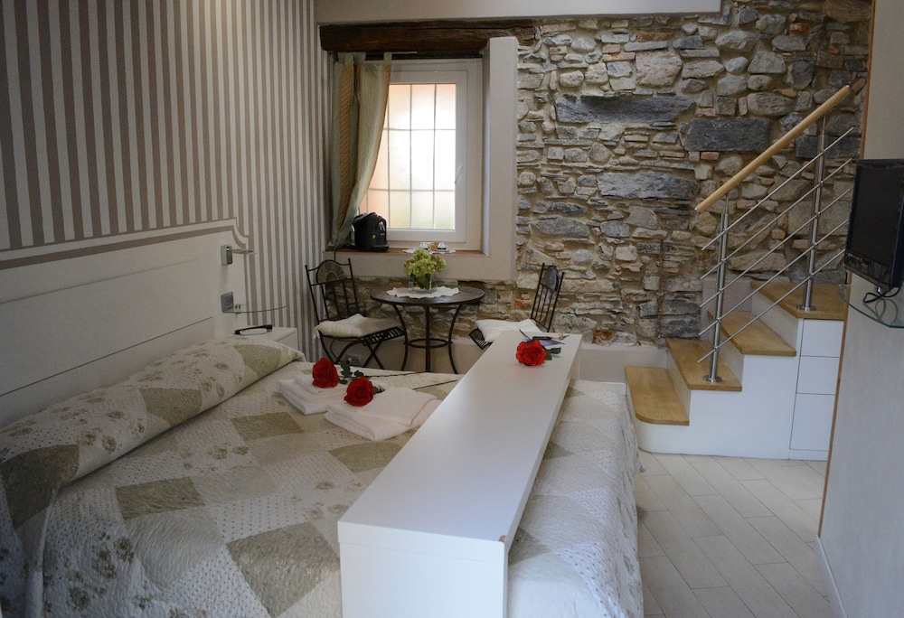 Superior Double Room (Tortora) photo 1