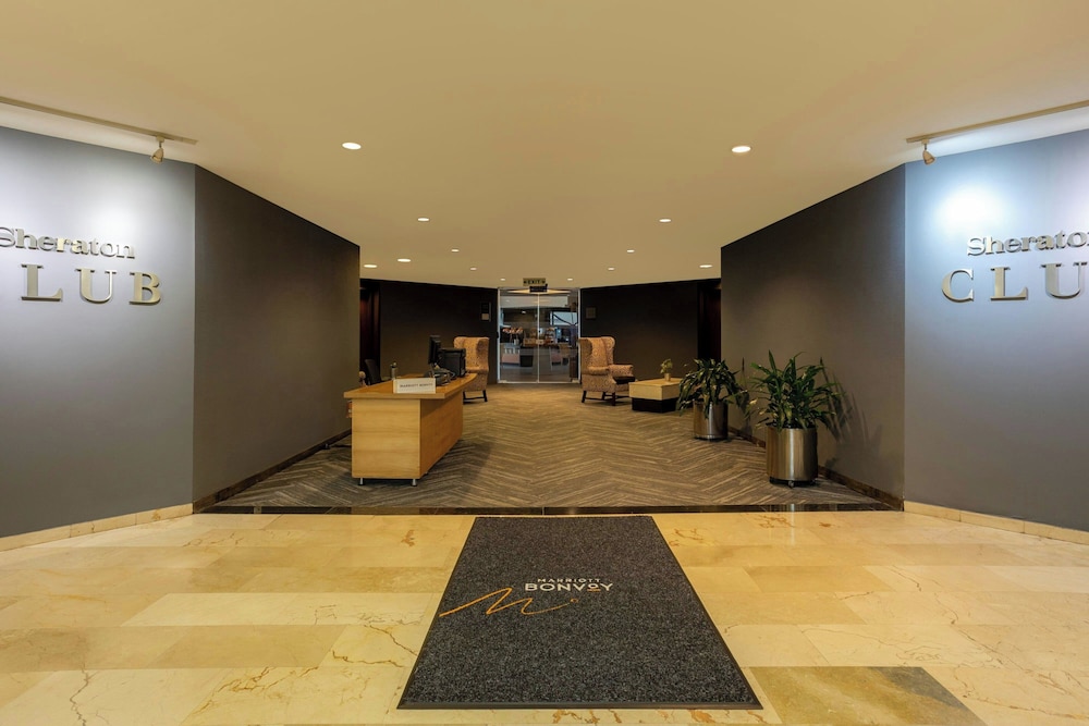 Club Suite, 1 Bedroom, Club Lounge Access (High Floor) - Photo 4