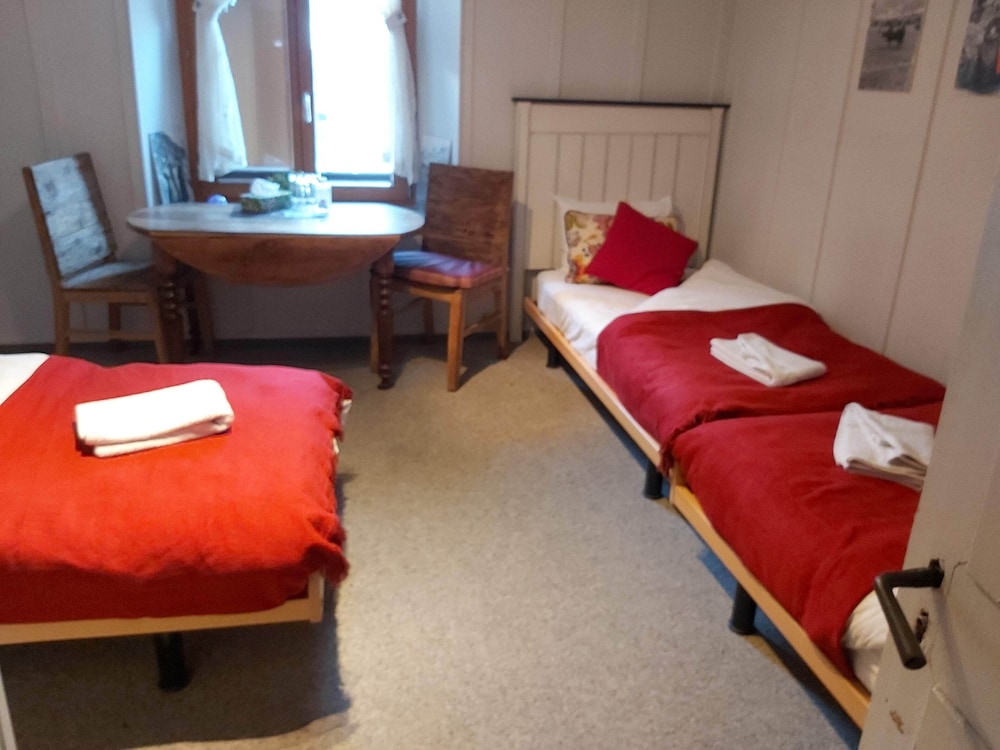 Basic Triple Room