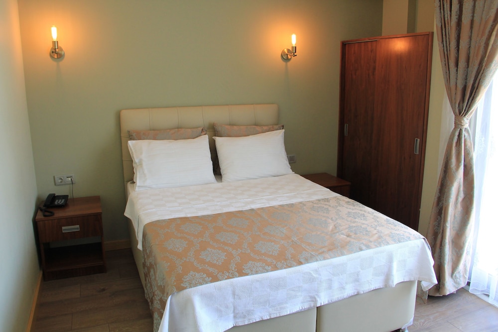 Deluxe Double Room, Balcony photo 1